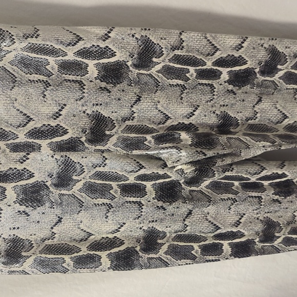 NWT Commando snake faux leather flare pants - Picture 3 of 11